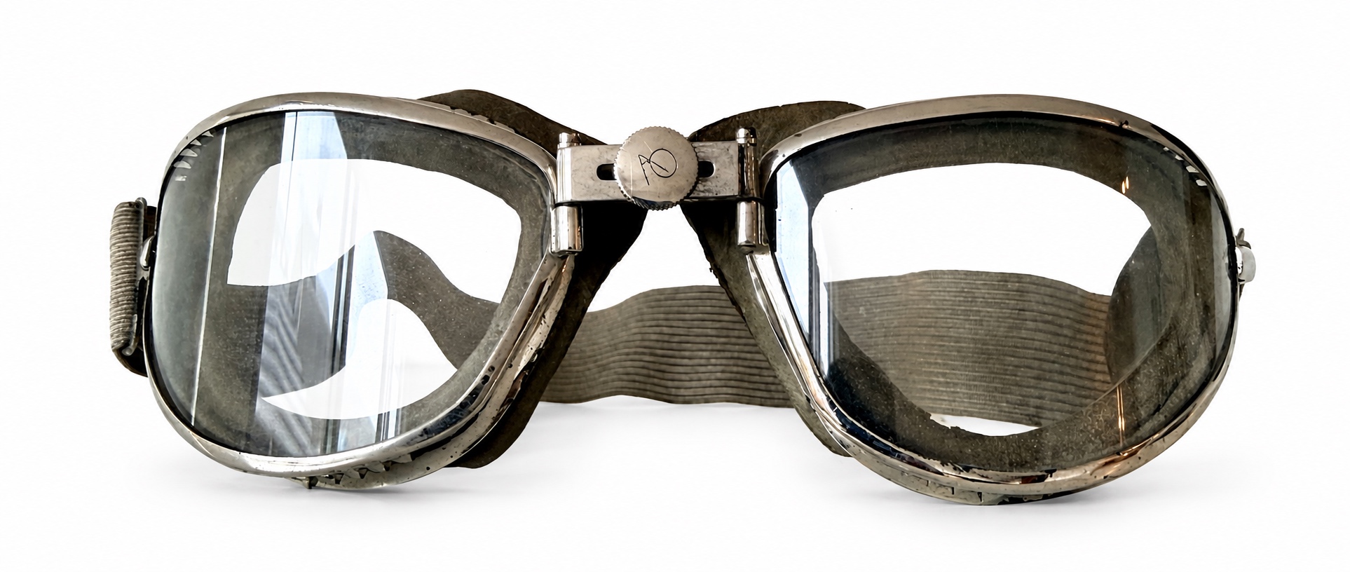 American Optical WWII Pilot Goggles — Adjustable Bridge